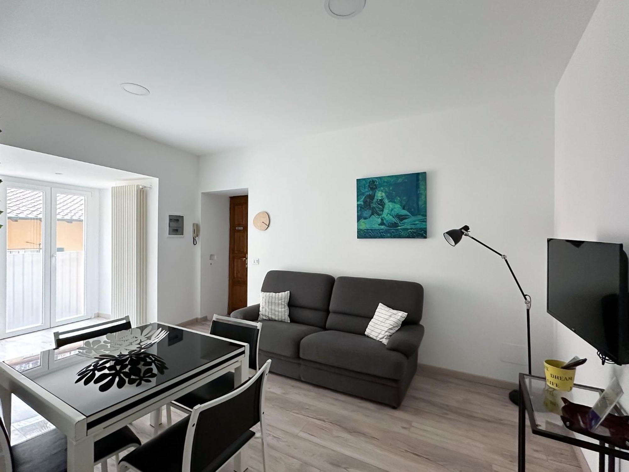 Ca Belverz Center Town Apartment 벨라지오 외부 사진