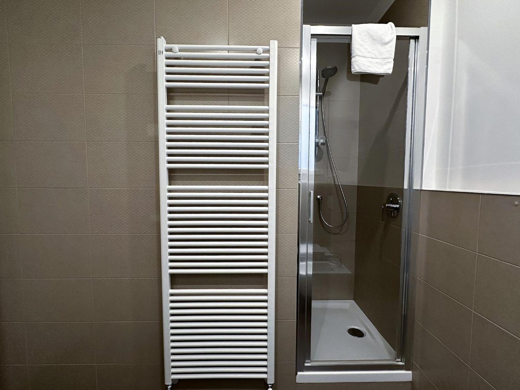 Ca Belverz Center Town Apartment 벨라지오 외부 사진